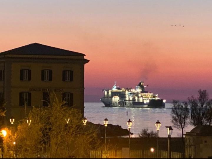 Sunset 39 Apartment Livorno Exterior foto